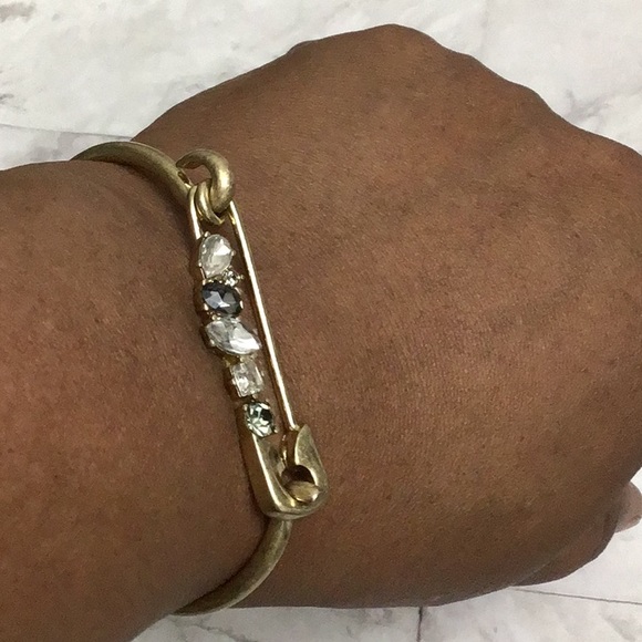 Safety Pin Crystal Bezelled Bracelet, Antique Gold Tone Bangle - Picture 4 of 8